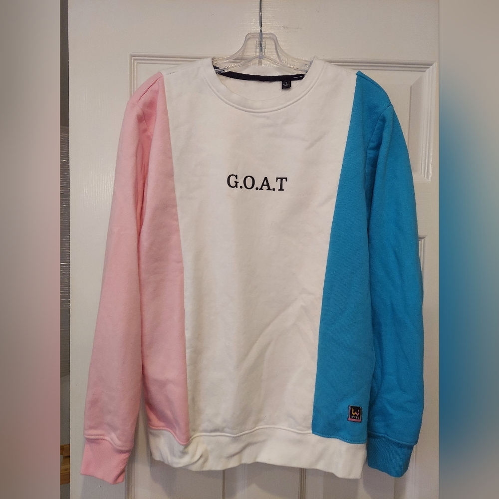 Colorblock G.O.A.T. Graphic fleece Crewneck Pullover Sweater Sweatshirt size  S
